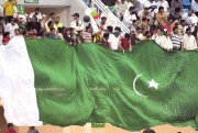 پاکستان کی عمدہ پرفارمنس شائقین کو سانپ سونگھ گیا    