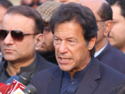 نوازشریف کی ضمیر خریدنے کی سیاست کا ہر محاذ پر مقابلہ کرینگے عمران خان