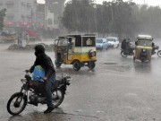 کراچی میں موسم کی پہلی بارش