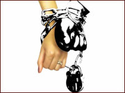 ’گھر سے نہیں بیوی سے خوف آتا ہے‘