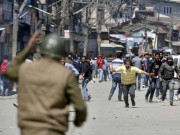 ہمیں بینر نہیں عمل چاہیئے