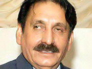 عدلیہ اور فوج کا تمسخر اڑانے کی اجازت نہیں دے سکتے چیف جسٹس 