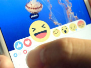 میں ’لائک‘ کروں کہ نہ کروں۔۔۔