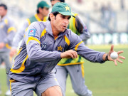 پاکستان گرتی ہوئی بھارتی دیوار کو دھکا دینے کیلئے تیار