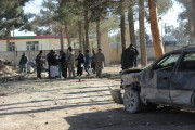 افغانستان 2 خودکش حملوں میں 5 افراد ہلاک 15 زخمی