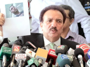 ویزا اسکینڈل ٹریول ایجنٹ عابد چوہدری منظر عام پر آگیا گرفتار نہ کیا جائے رحمن ملک