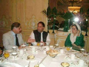 شہبازشریف نے بےنظیربھٹو کےساتھ یادگارتصویرسوشل میڈیا پرشیئرکردی