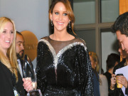 جینیفر لارنس کے لیے فیورٹ فلمی اداکارہ کا پیپلز چوائس ایوارڈ 