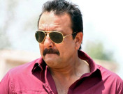 سنجے دت کی زندگی پر فلم کا نام تجویز کریں اور انعام پائیں