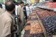 لاہوررمضان بازاروں میںمارکیٹ سے زائدنرخ پراشیا کی فروخت
