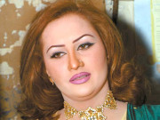 عدالت نے اسٹیج اداکارہ نرگس کو گوجرانوالہ میں ڈرامہ کرنے سے روک دیا