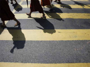 کیا پیدل چلنا منع ہے