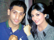 یتیم بچوں کی مدد کے لیے باکسر عامر اور شلپا شیٹھی متحد