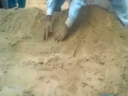 کراچی میں 17 سالہ لڑکی بدترین تشدد کے بعد قتل، خاموشی سے تدفین کی کوشش ناکام