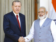 پاکستان سے مسئلہ کشمیر پر مذاکرات کریں مزید لاشیں نہ گرنے دیں اردوان کا مودی کو مشورہ