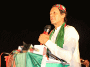 حکومت سوشل میڈیا پر لوگوں کی آواز بند کرنے کی کوشش کررہی ہے عمران خان