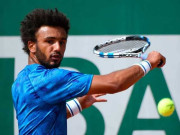 خاتون صحافی کا بوسہ لینے کی کوشش ٹینس پلیئر پر فرنچ اوپن کے دروازے بند