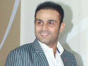 سہواگ نے اہلیہ کا مذاق اڑانا شروع کردیا