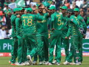 ٹیم کو ایک میچ پر ہیرو یا زیرو نہ بنائیں