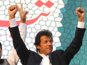 خان صاحب آپ کو مبارک ہو