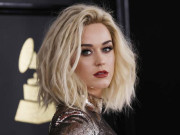 مجھے ملنے والے تمام ایوارڈز جعلی ہیں کیٹی پیری