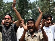 بارابتی اسٹیڈیم کے باہر پاکستانی ٹیم کیخلاف مظاہرہ 