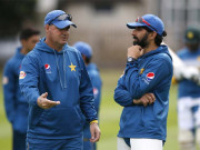 چیمپئنز ٹرافی میں کامیابی معاون کوچز کی ہلتی کرسیاں مضبوط ہو گئیں