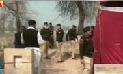 کامران فیصل کی قبرکشائی کے بعد فرانزک ماہرین نے باقیات کے نمونے حاصل کرلئے