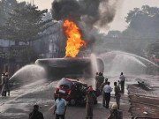 دنیا بھر میں آئل ٹینکر کے حادثات بھڑکتا تیل سیکڑوں جانیں لے گیا