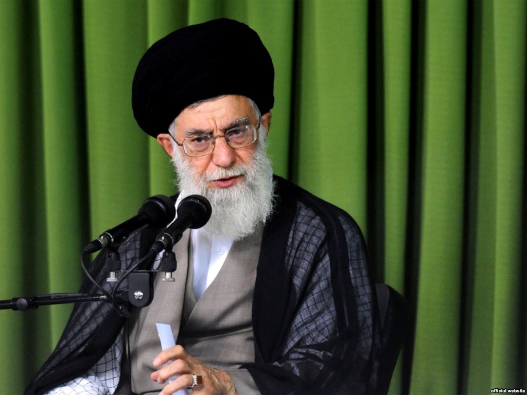ایرانی قوم ہتھیار ڈالنے والی نہیں، جارحیت کا منہ توڑ جواب دے گی: آیت اللہ خامنہ ای