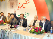 65 سال سے پاکستانی سیاست میں ٹوپی ڈرامہ ہورہا ہےفاروق ستار