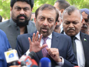 پیپلزپارٹی کرپشن سے کمایا پیسہ ضمنی انتخابات میں خرچ کررہی ہے فاروق ستار