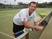 سابق آسٹریلوی ٹینس پلیئر پیٹر ڈوہین انتقال کرگئے