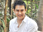 اہلیہ اور بیٹے کے بغیر نہیں رہ سکتا عامر خان 