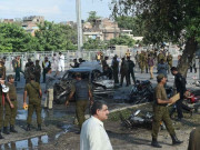 لاہور میں خود کش دھماکا