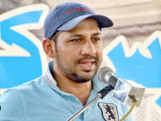 قومی کپتان سرفراز احمد کاوئنٹی کرکٹ کھیلنے مانچسٹر روانہ