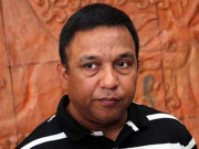 بنگلادیش کے سابق کپتان خالد محمود دماغ کی رگ پھٹنے سے کومے میں چلے گئے