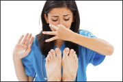 پیروں کی بدبو دور کرنے کے آسان گھریلو ٹوٹکے