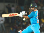 شیکھر دھون کے لاٹھی چارج سے سری لنکا بے حال