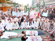 سنی تحریک کا شاہراہوں پر دھرنے اور شٹرڈائون ہڑتال کا اعلان