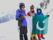 تین پاکستانی خواتین نے 5500 میٹر بلند کوکسل چوٹی سر کرلی