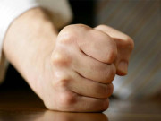 بدتمیز کون اور کیوں