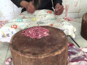 شہر میں قصابوں نے عید کے پہلے روز کیلیے بکنگ بند کر دی