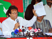 کرپشن کے الزامات عمران نے نواز شریف سے 11 سوالات پوچھ لیے مناظرے کا چیلنج