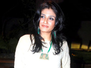 روینہ ٹنڈن اپنی نئی فلم شھوبھنا سیون نائٹس میں صوفی گانے پر پُرفارم کریں گی