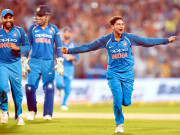 کلدیپ نے آسٹریلوی امیدوں کے دیپ بجھا دیے