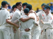 کولکتہ کی گرمی سےآسٹریلوی کرکٹرزبےحالجی پی ایس سسٹم لگا لیا