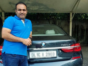 سچن ٹنڈولکر نے وریندر سہواگ کو ایک کروڑ 14 لاکھ روپے کی گاڑی تحفے میں دیدی