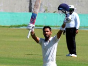 پراشانت چوپڑا سالگرہ پر ٹرپل سنچری بنانے والے دنیا کے تیسرے کرکٹر بن گئے