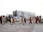 طورخم بارڈر پر نیٹو سپلائی 12 روزہ بندش کے بعد بحال